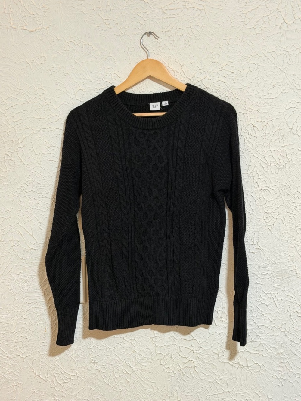 GAP Women’s XS Black Cable Knit 100% Cotton Sweater